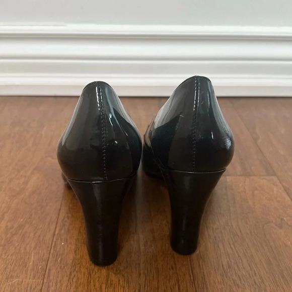 Anne Klein Black Pumps Sz. 10 - Picture 4 of 6